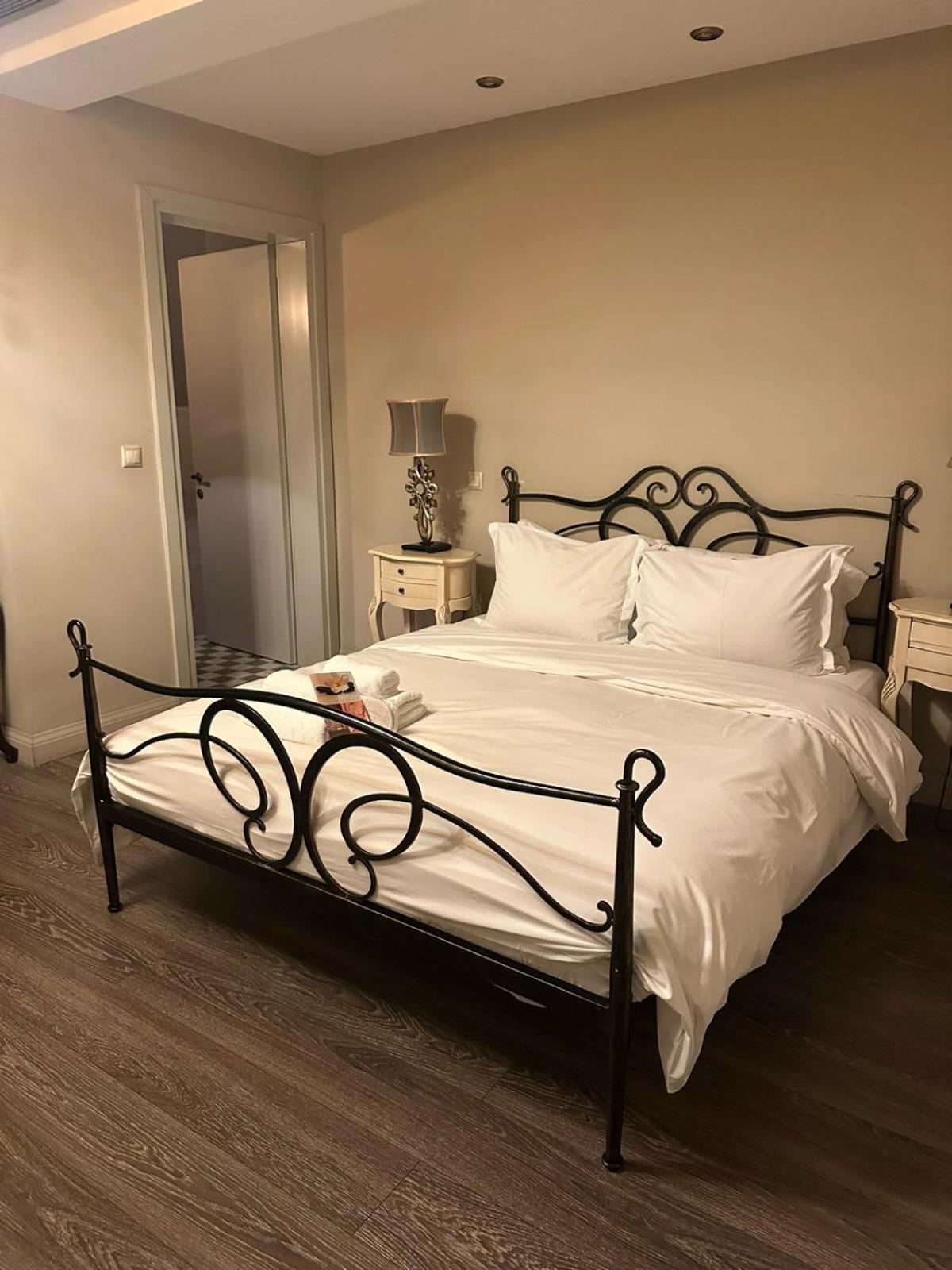 Melies Boutique Hotel กาโต ลูตรากี ภายนอก รูปภาพ